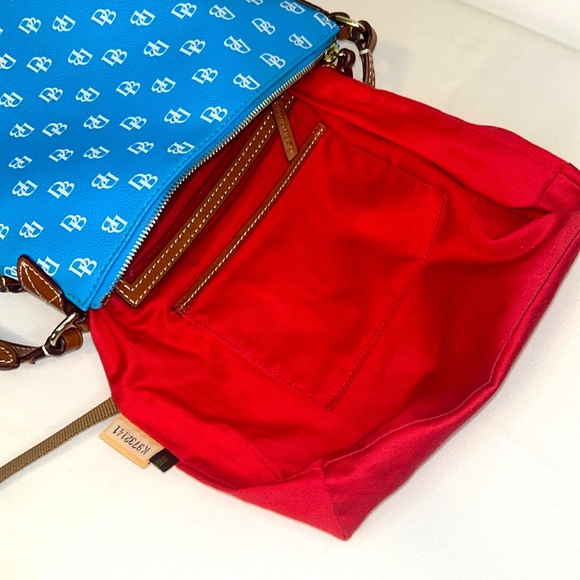 Dooney & Bourke “Gretta“ Blue & White Monogram Crossbody Bag | Leather - Picture 8 of 13